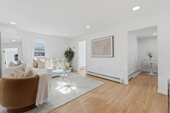 Property Photo:  77 Congress St 2  NJ 07307 