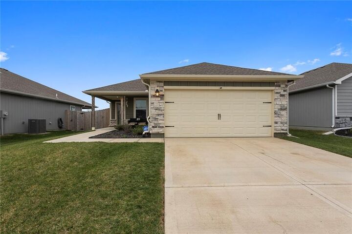Property Photo: 20337 W 193rd Terrace KS 66083