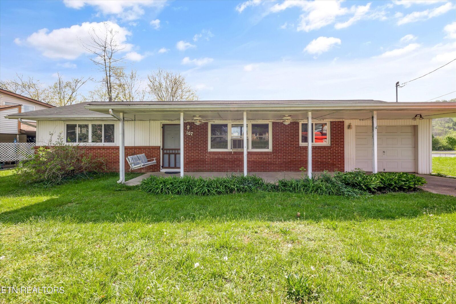 Property Photo: 107 Beverly Circle TN 37830