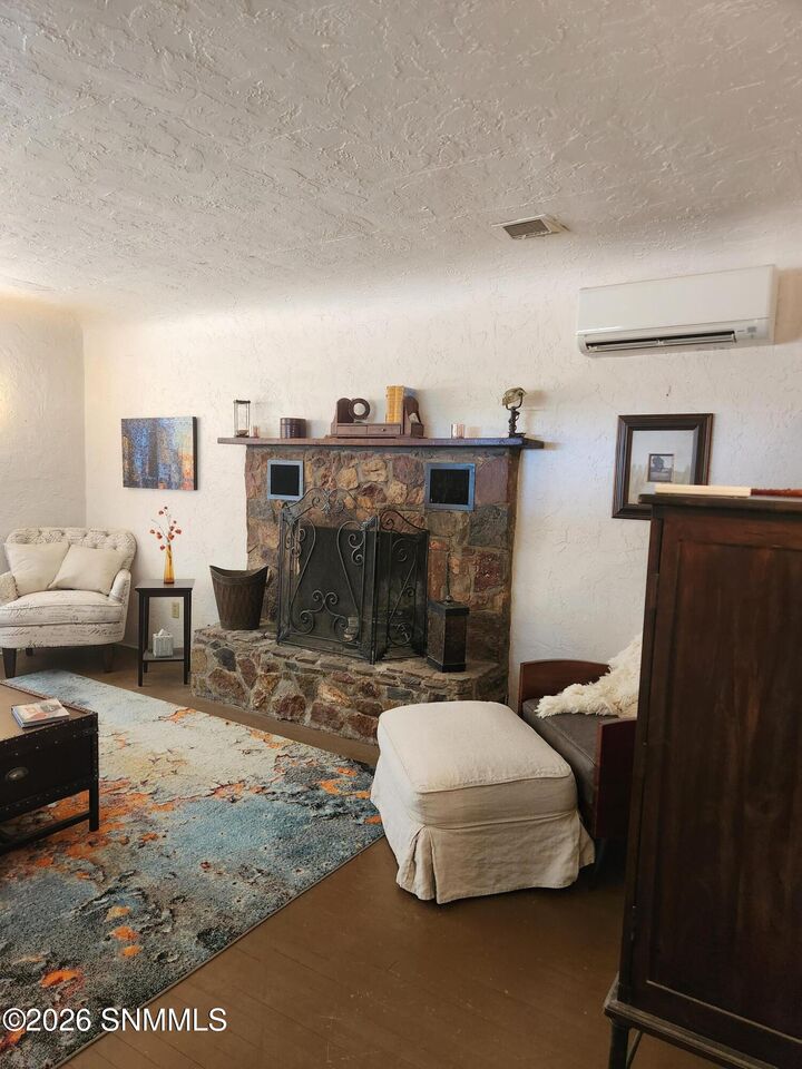 Property Photo:  324 W 6th Street  NM 87901 