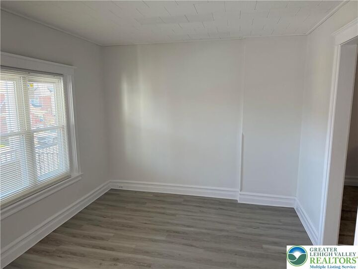 Property Photo: 1129 Russell Avenue PA 18015