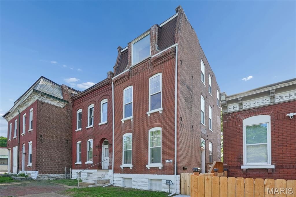 Property Photo:  3706 Iowa Avenue  MO 63118 
