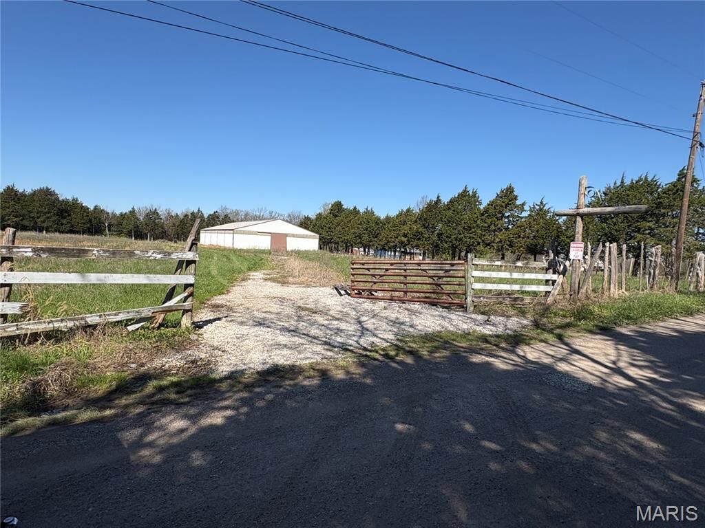 Property Photo:  2309 Ebert Lane  MO 63385 