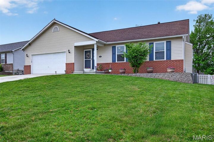 Property Photo:  5 Covered Wagon Trail Court  MO 63376 