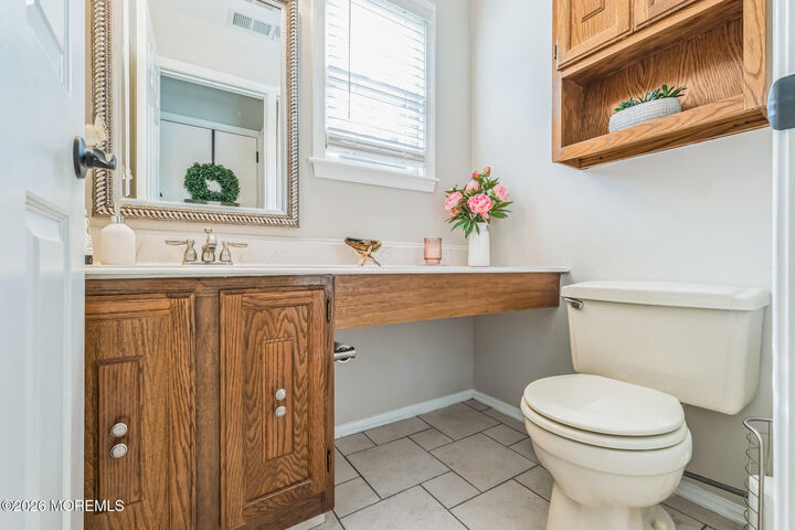 Property Photo:  4 Vassar Place  NJ 07751 