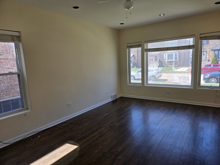 Property Photo:  10937 S Artesian Avenue  IL 60655 