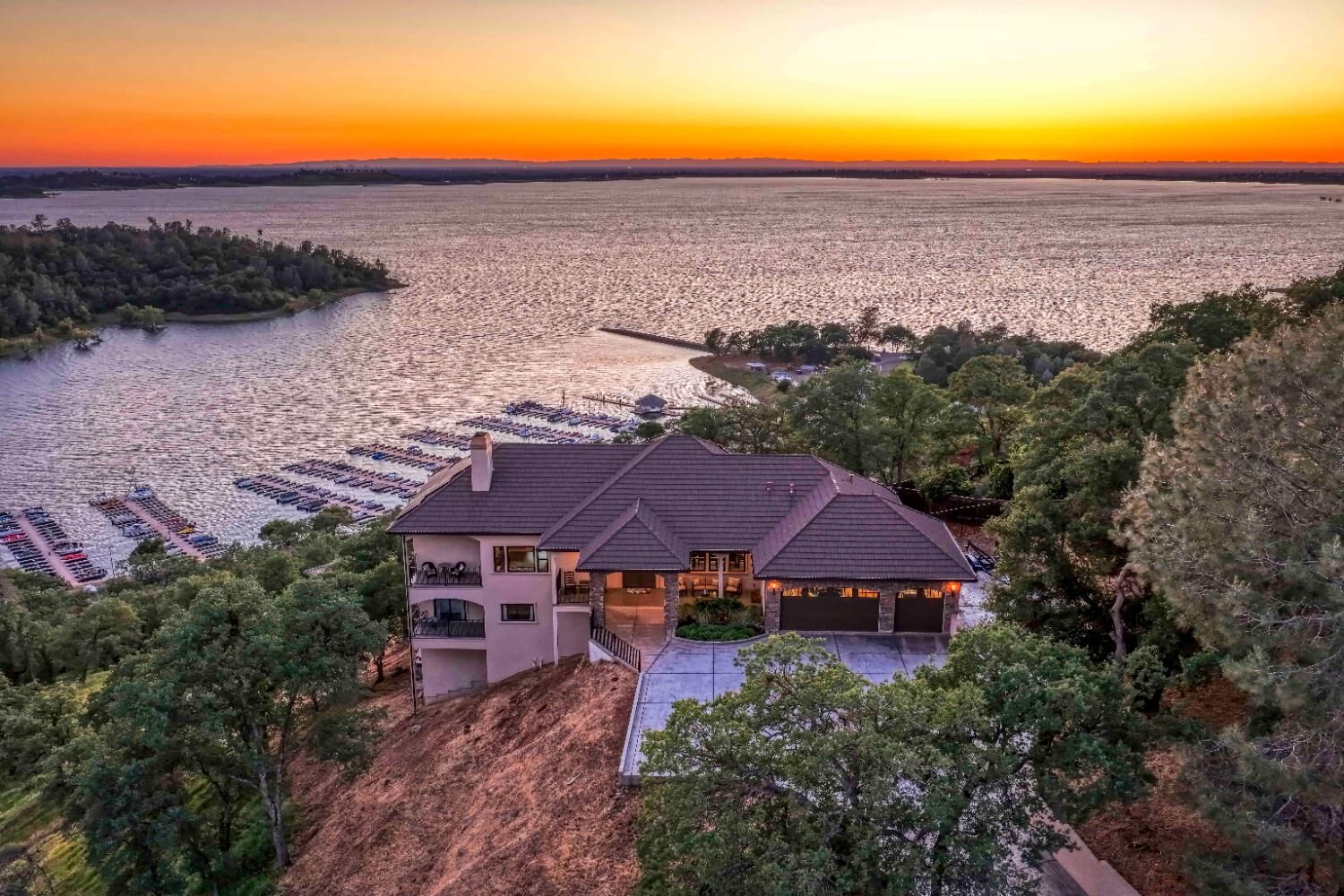 Property Photo:  2095 Driftwood Circle  CA 95762 