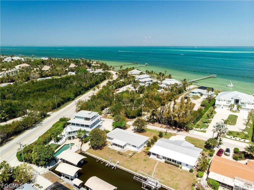 Property Photo: 7815 Bocilla Lane FL 33922