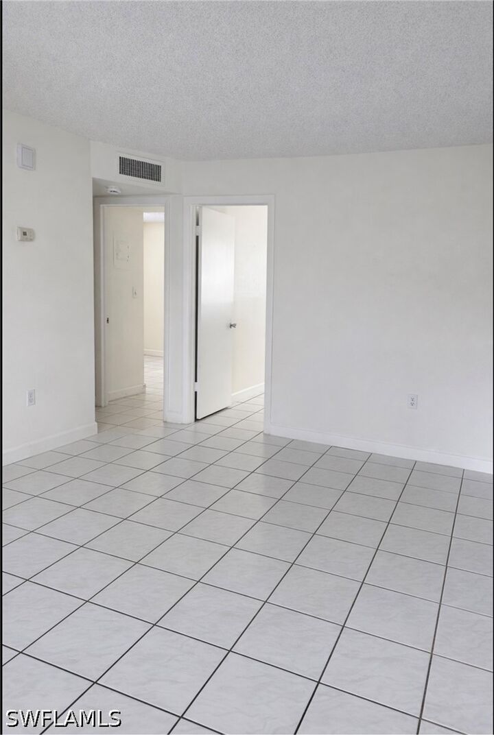 Property Photo:  3325 Airport Road N R3  FL 34105 