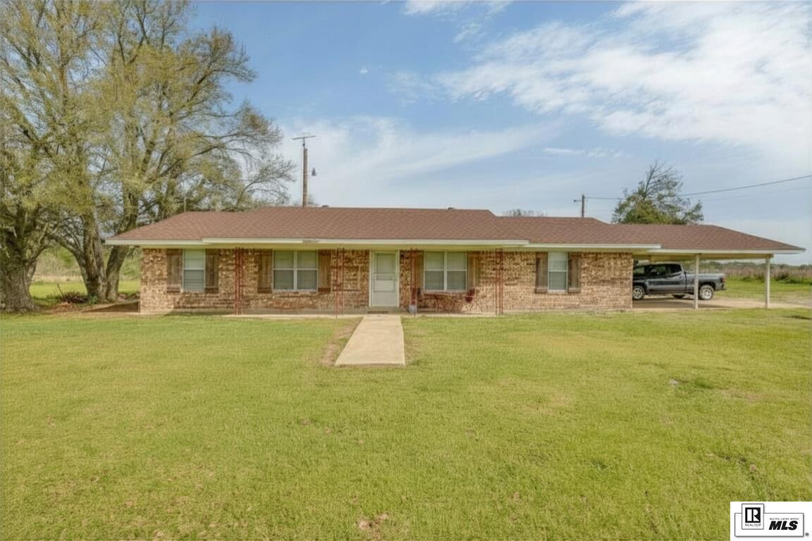 Property Photo:  331 Seymore Road  LA 71219 