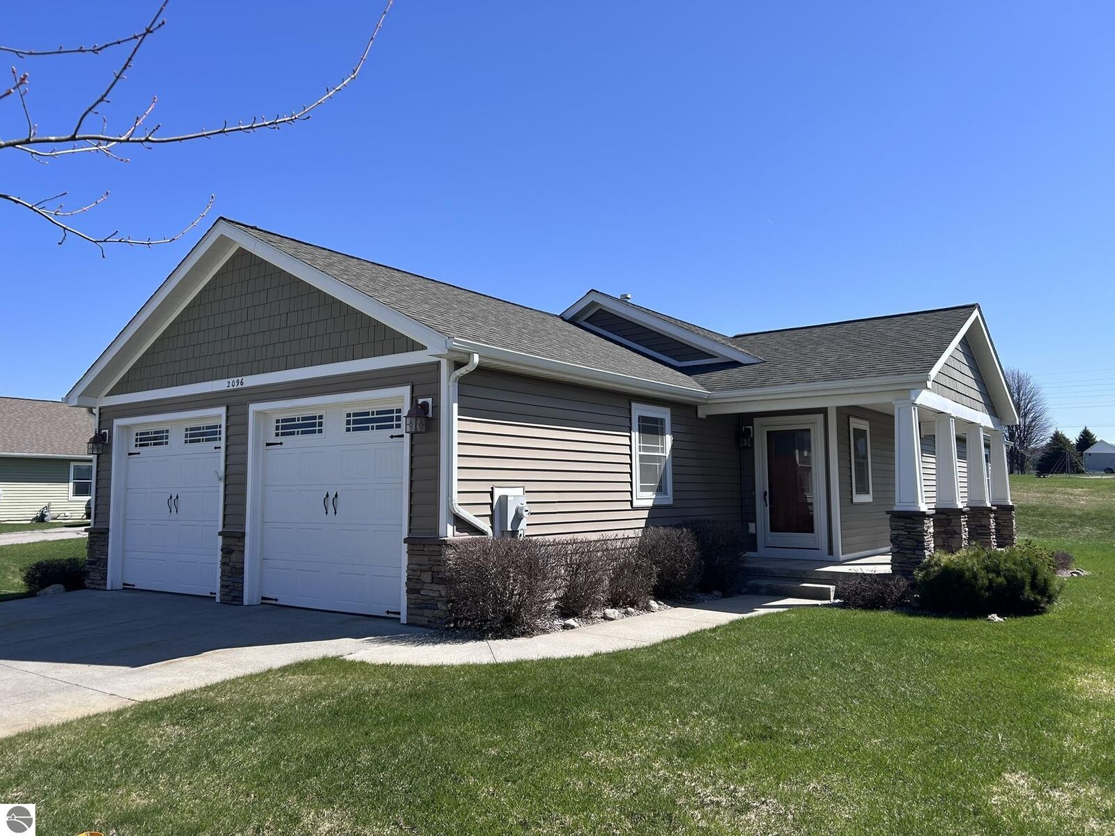Property Photo:  2096 Chrystal Ridge Drive  MI 49686 