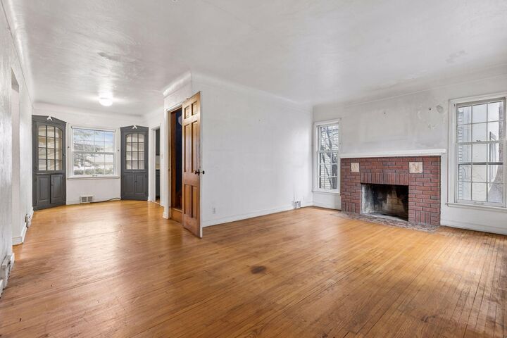 Property Photo:  1493 Eleanor Avenue  MN 55116 