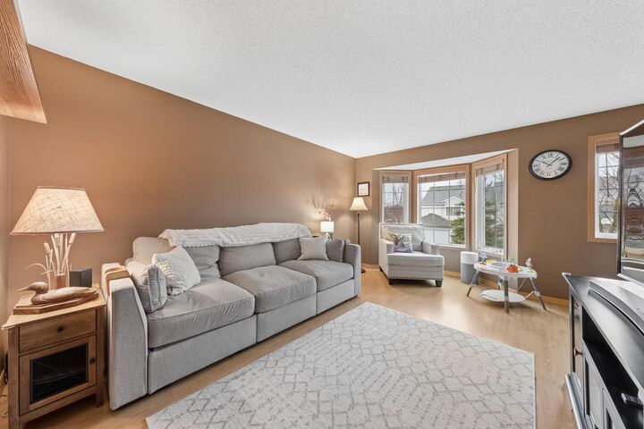 Property Photo: 7702 Arboretum Village Circle MN 55317