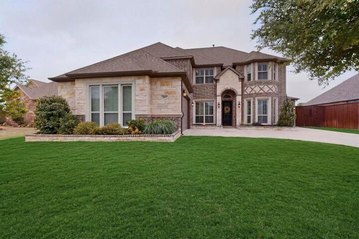 Property Photo: 3107 Ellington Drive TX 75048