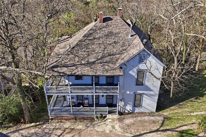 Property Photo:  17 Hilton Street  AR 72632 