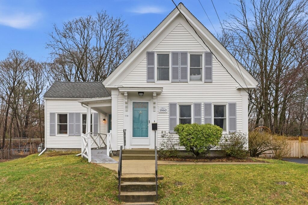 Property Photo:  110 Union St  MA 01746 