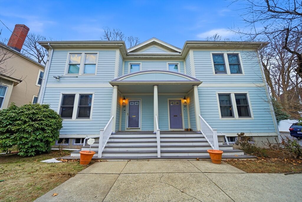 Property Photo:  39 Hawthorne 39  MA 02119 
