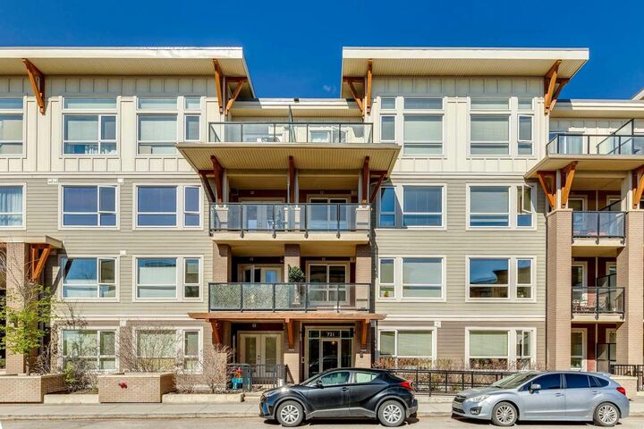 Property Photo: 721 4 Street NE 131 AB T2E 3S7