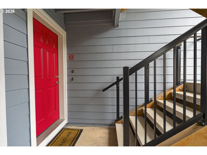 Property Photo:  47 Eagle Crest Dr 13  OR 97035 