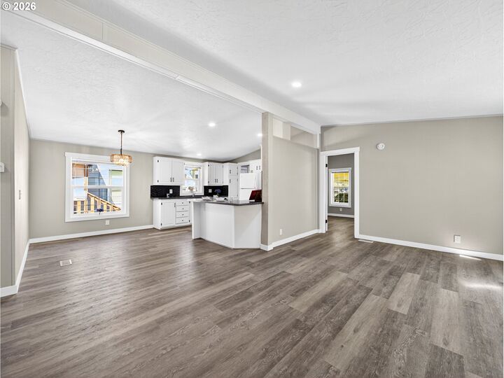 Property Photo: 17520 SE 82nd Dr 2 OR 97015