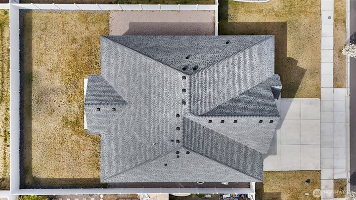 Property Photo:  4705 W Merlin Street  WA 98837 