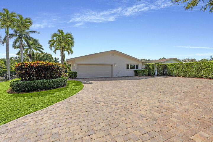Property Photo:  7447 NW 82nd Terrace  FL 33067 