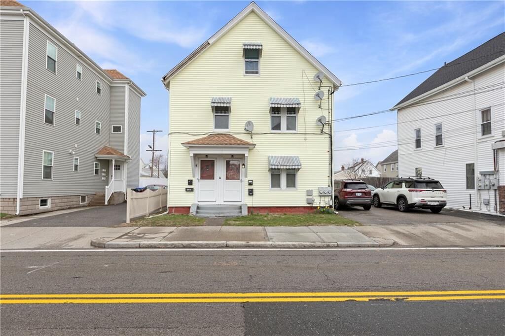 Property Photo:  400 Benefit Street  RI 02903 