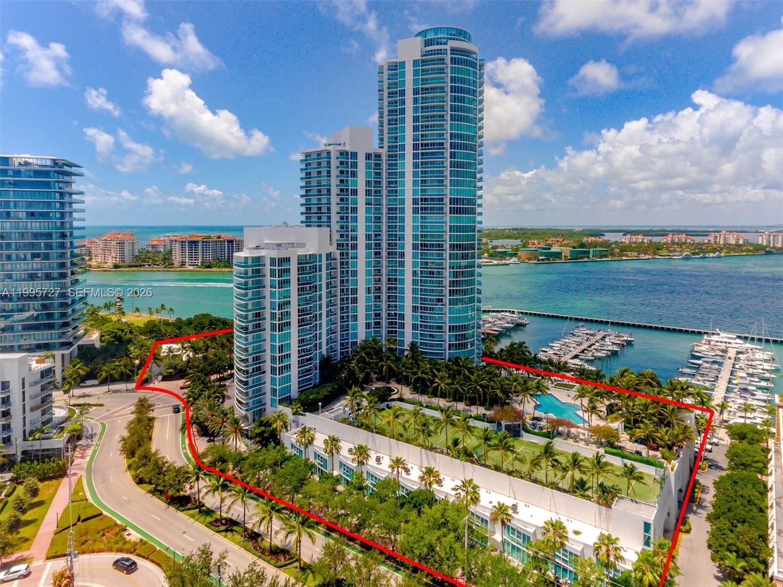Property Photo:  1000 S Pointe Dr 906  FL 33139 