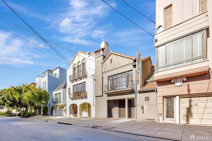 Property Photo: 2916-2918 Gough Street CA 94123