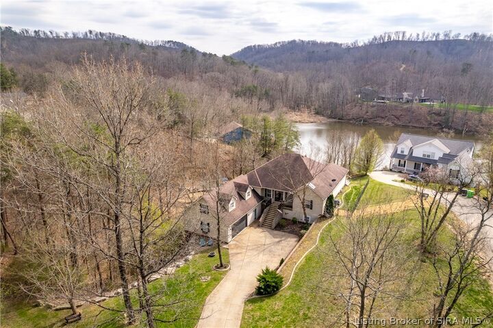Property Photo:  2011 Southern Hills Drive  IN 47106 