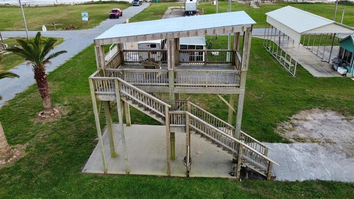 Property Photo:  305 Kathy Dr Drive  LA 70631 