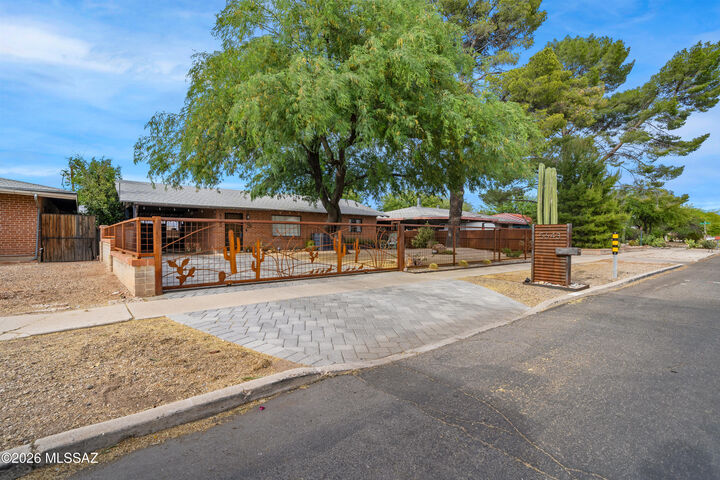 Property Photo:  5643 E Rosewood Street  AZ 85711 