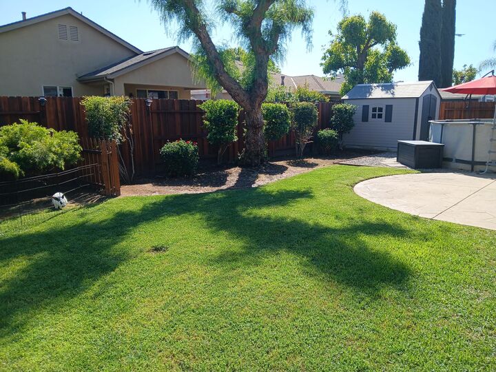 Property Photo:  3827 E Harter Court  CA 93292 