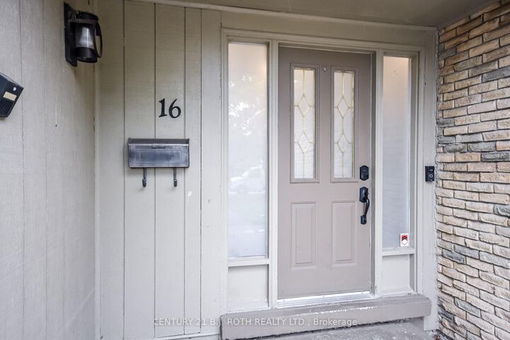 Photo de la propriété: 16 Gloria Street ON L4N 4L9