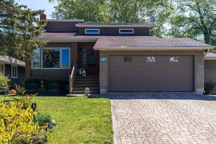 294 Albert Street S — photo 1
