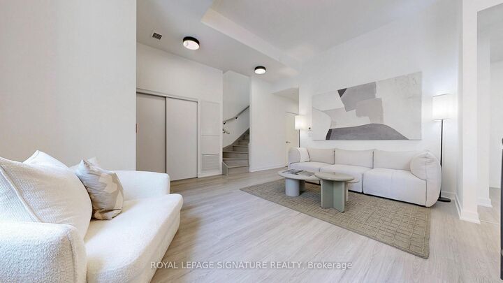 Property Photo: 81 Shuter Street ON M5B 0C6