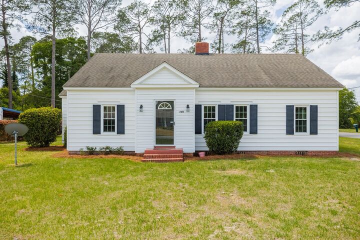 Property Photo:  700 South Gordon Avenue  GA 31620 