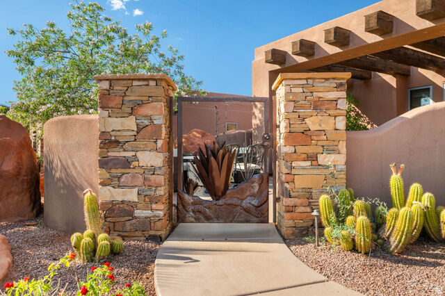 Property Photo:  2336 W Entrada Trl 36  UT 84770 