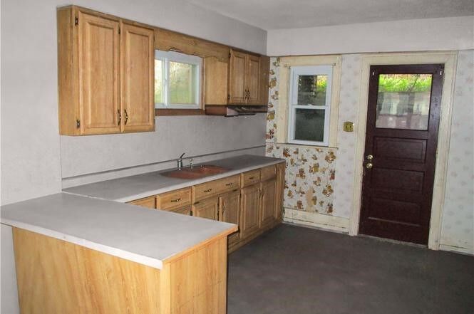 Property Photo: 734 Messenger PA 15902