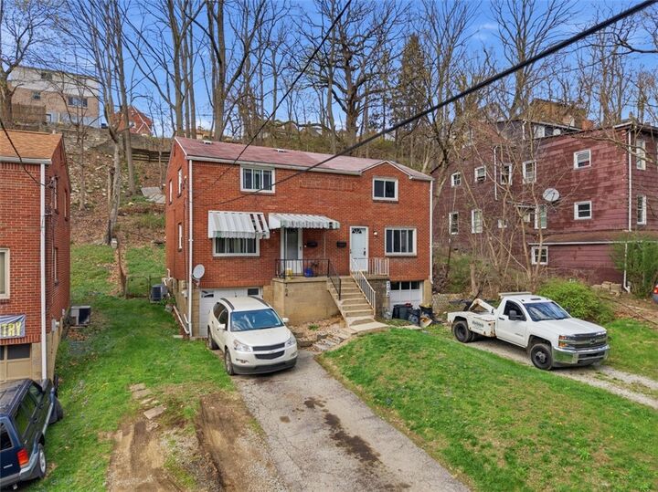 Property Photo: 704 Maytide St PA 15227