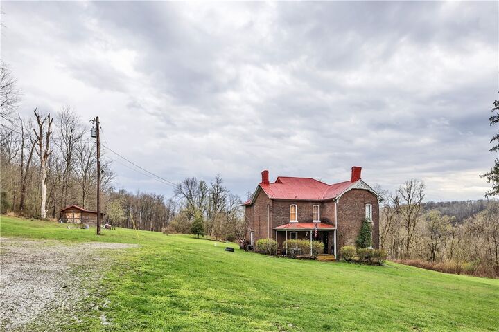 Property Photo: 389 Rices Landing Rd PA 15433