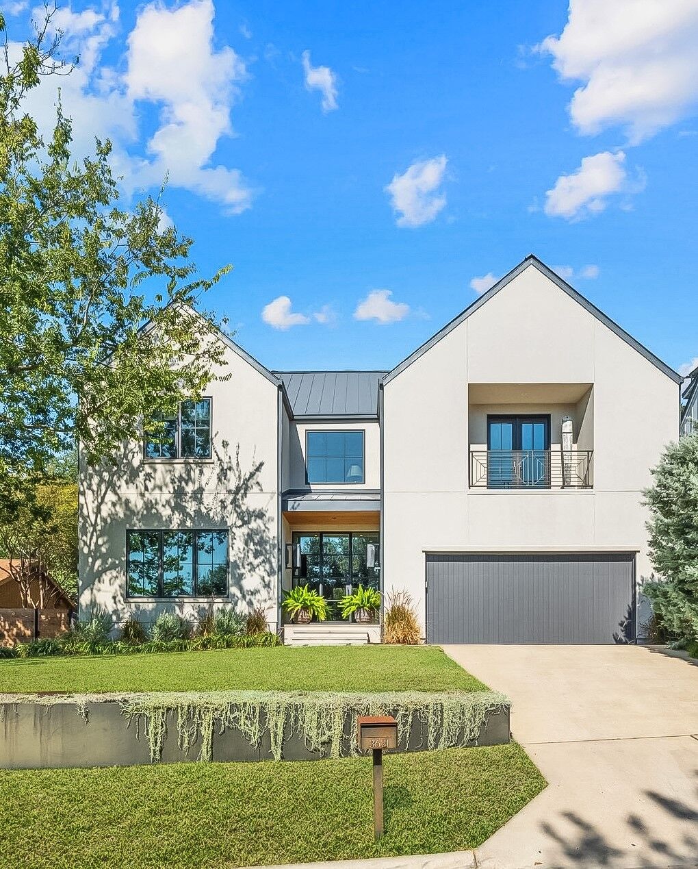 Property Photo:  3621 Peregrine Falcon Drive  TX 78746 