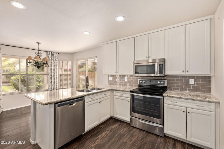 Property Photo:  4631 E Lone Cactus Drive  AZ 85050 