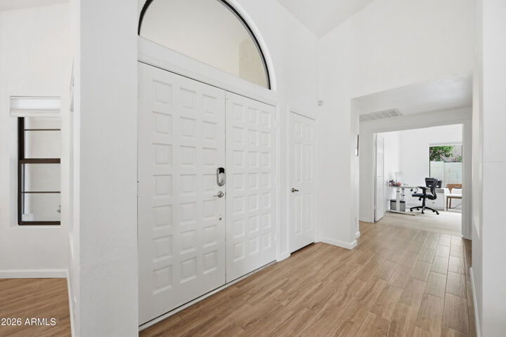 Property Photo: 13126 N 99th Place AZ 85260
