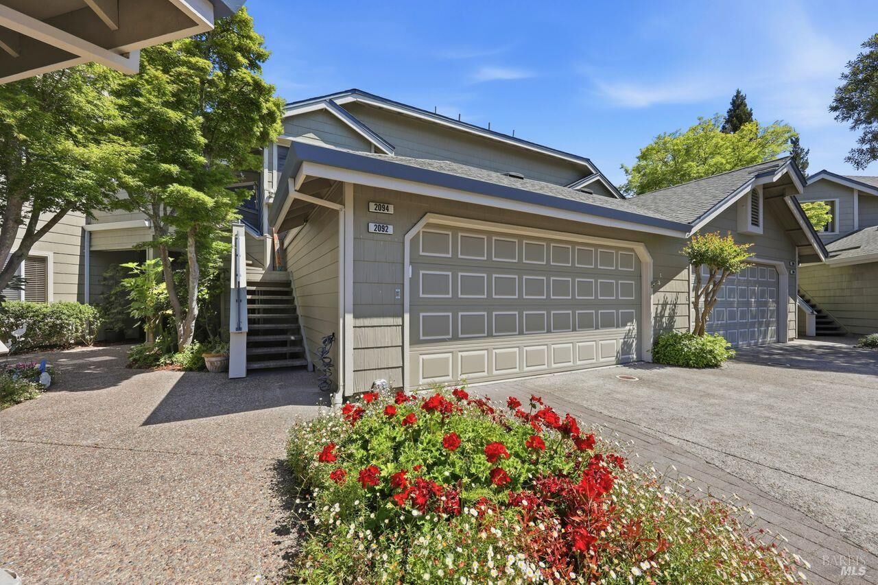 Property Photo:  2092 Stonefield Lane  CA 95403 