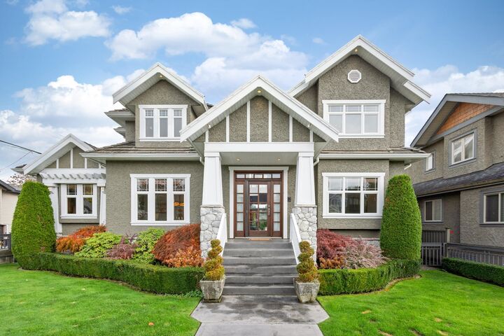 186 Macdonald Avenue — photo 1