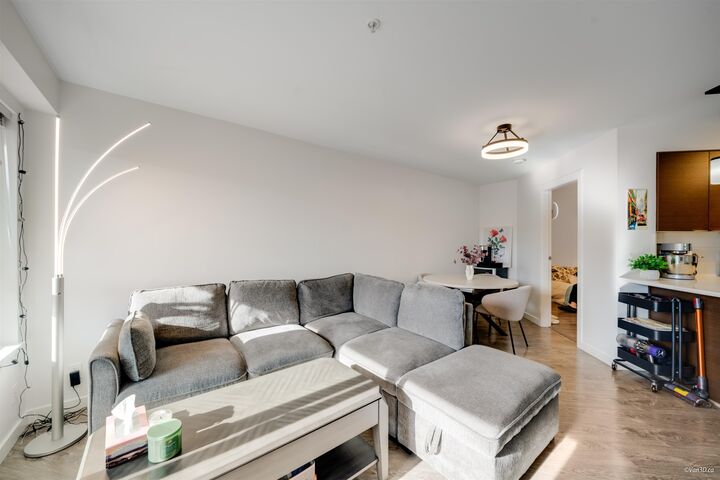 Property Photo: 12339 Steveston Highway 316 BC V6W 0B4
