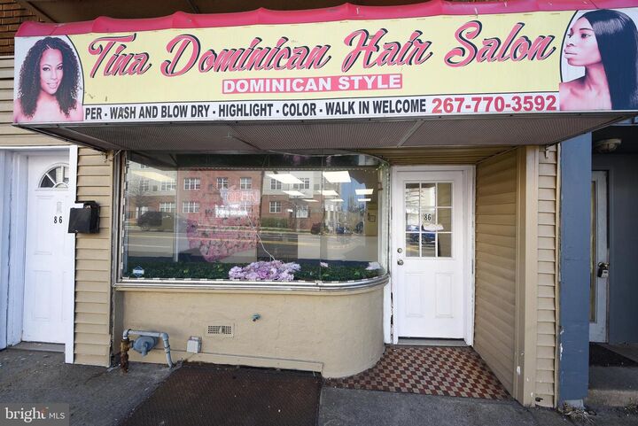 Property Photo:  86 N York Road  PA 19090 