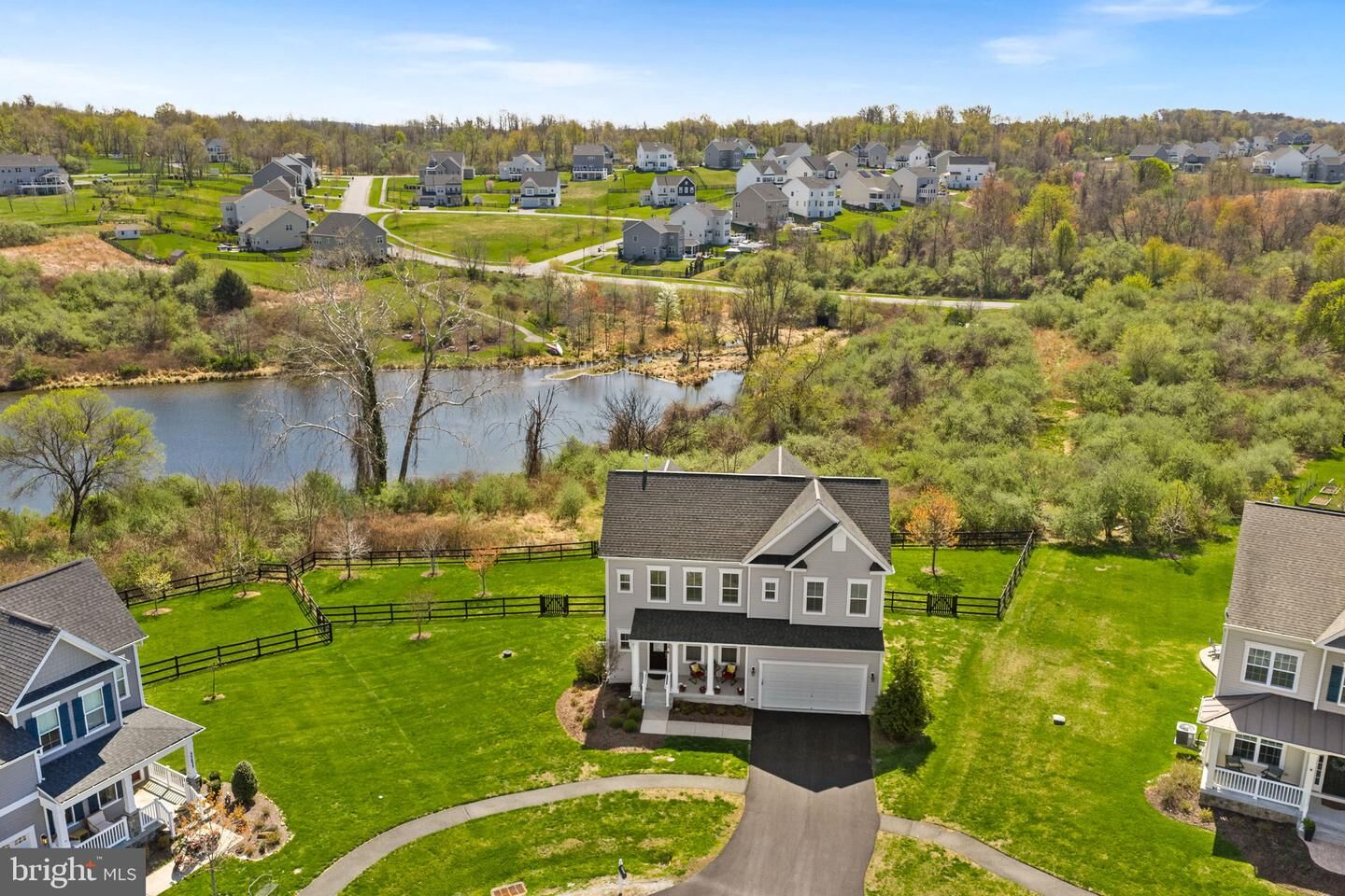 Property Photo:  35829 Peninsula Court  VA 20141 