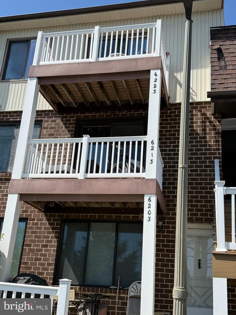 Property Photo:  6223 Hilltop Drive 27  PA 19015 